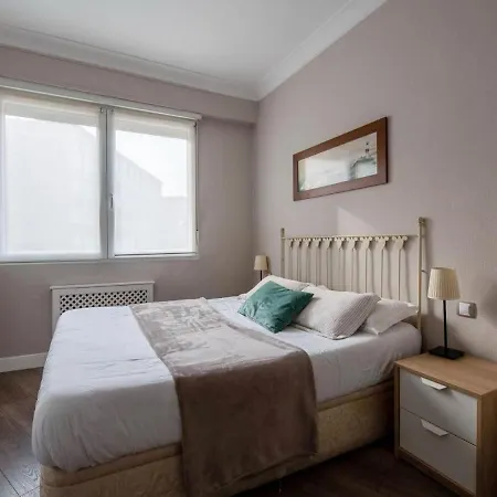 San Mames By Aston Apartment *