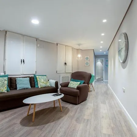 San Mames By Aston Apartment *